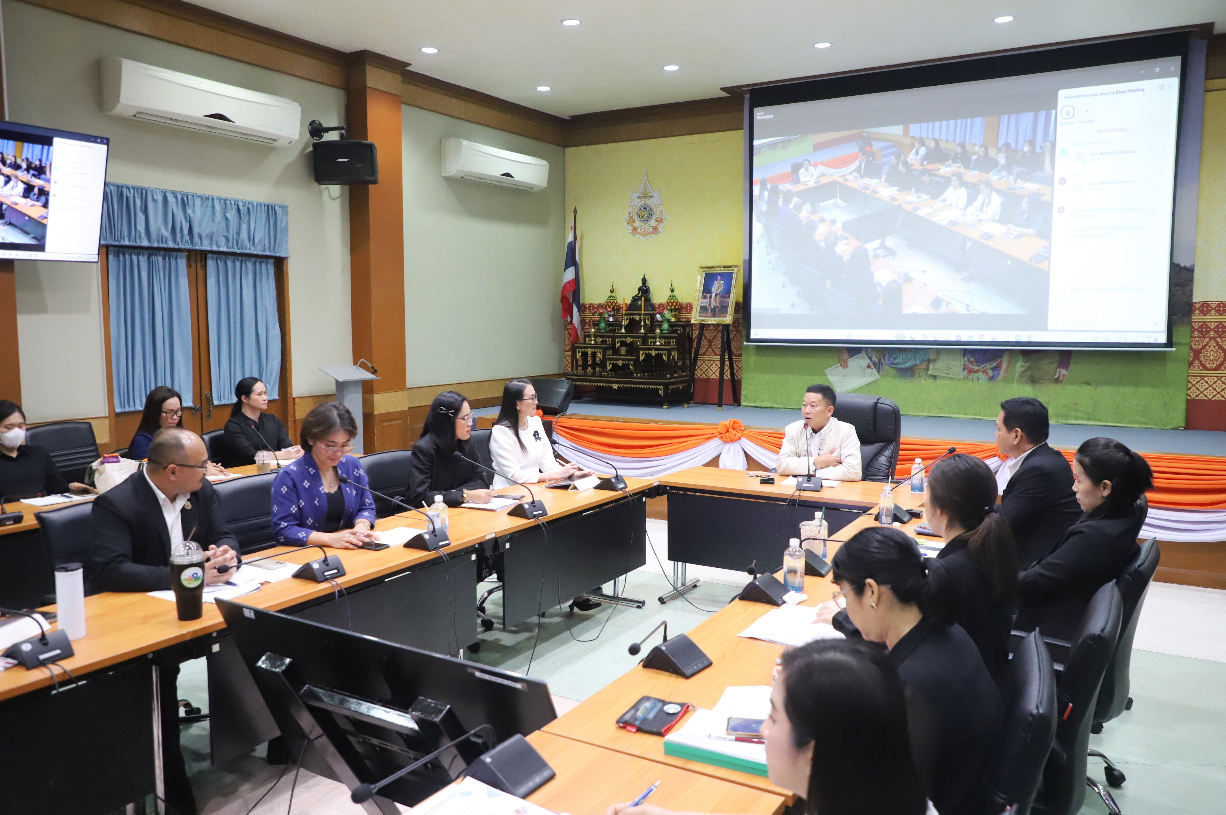 title - สำนักบริหารกองทุน (สบท.)  จัดการประชุมภายใน เพื่อติดตามเร่งรัดการดำเนินงานตามกรอบหน้าที่และตัวชี้วัด